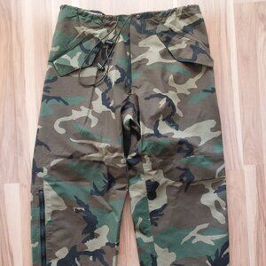US Military Woodland Cold Weather Gore-Tex ECWCS Trousers Size Medium Regular